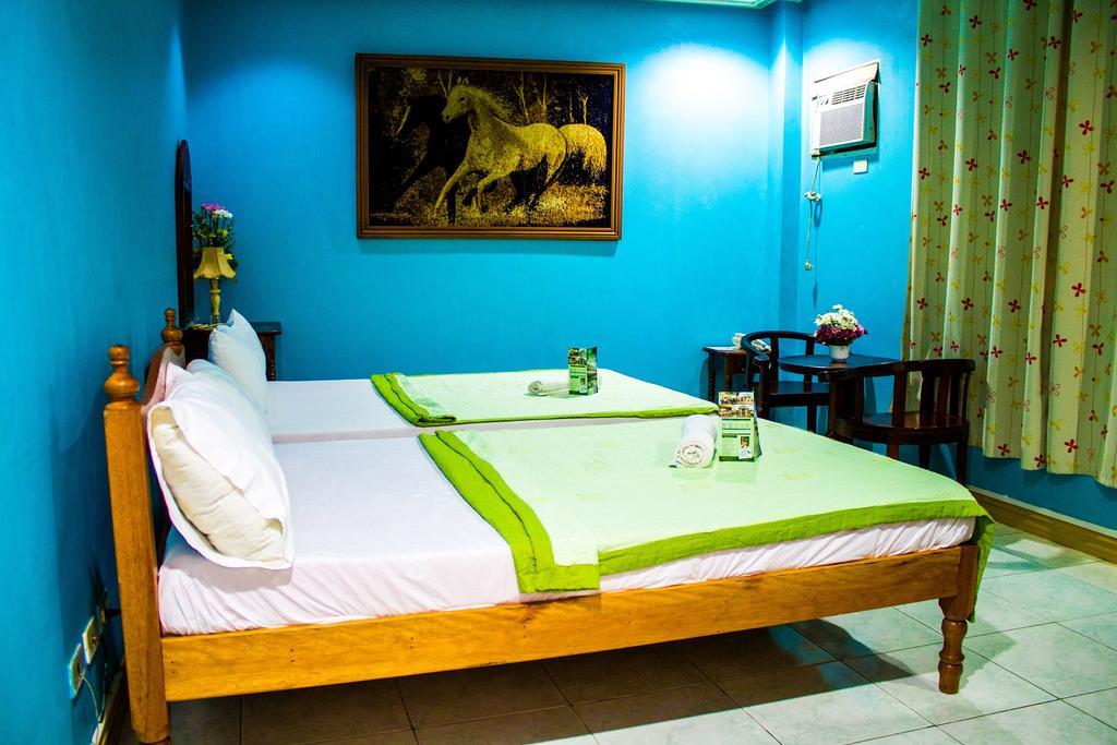Liberty Park Pension Puerto Princesa Buitenkant foto
