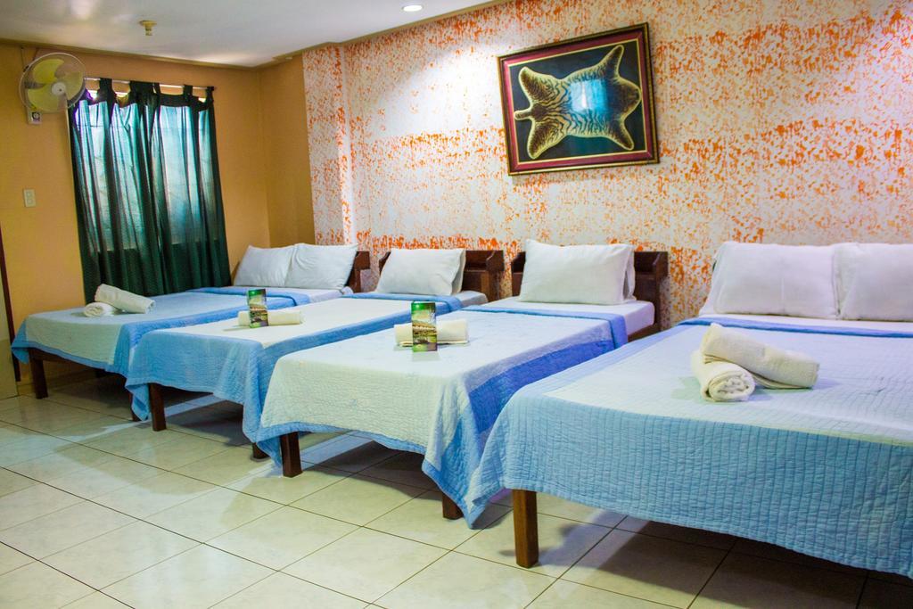 Liberty Park Pension Puerto Princesa Buitenkant foto