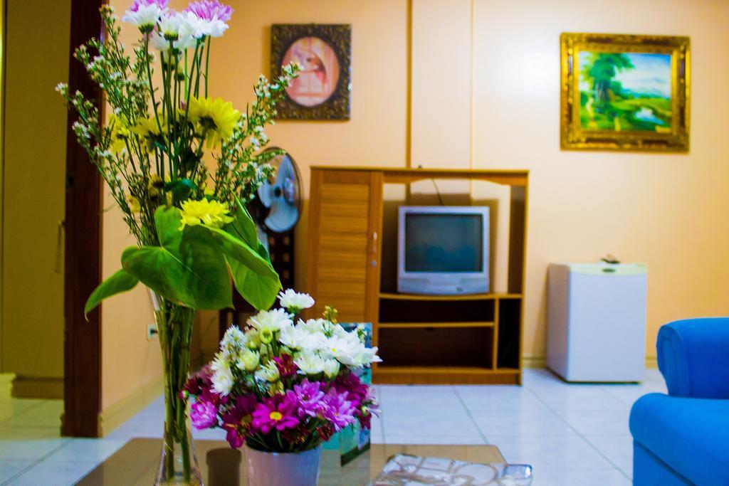 Liberty Park Pension Puerto Princesa Buitenkant foto