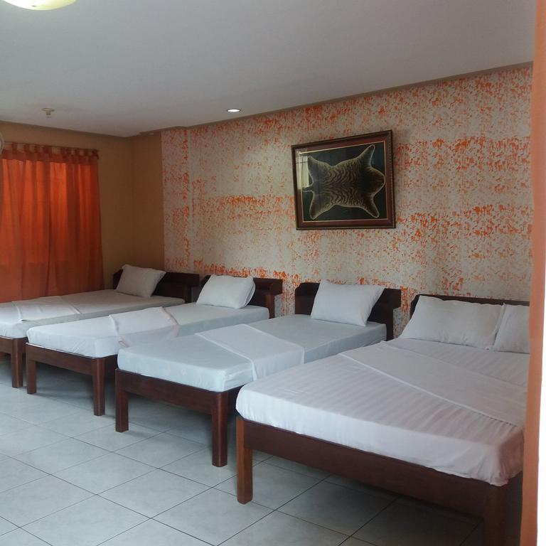 Liberty Park Pension Puerto Princesa Buitenkant foto