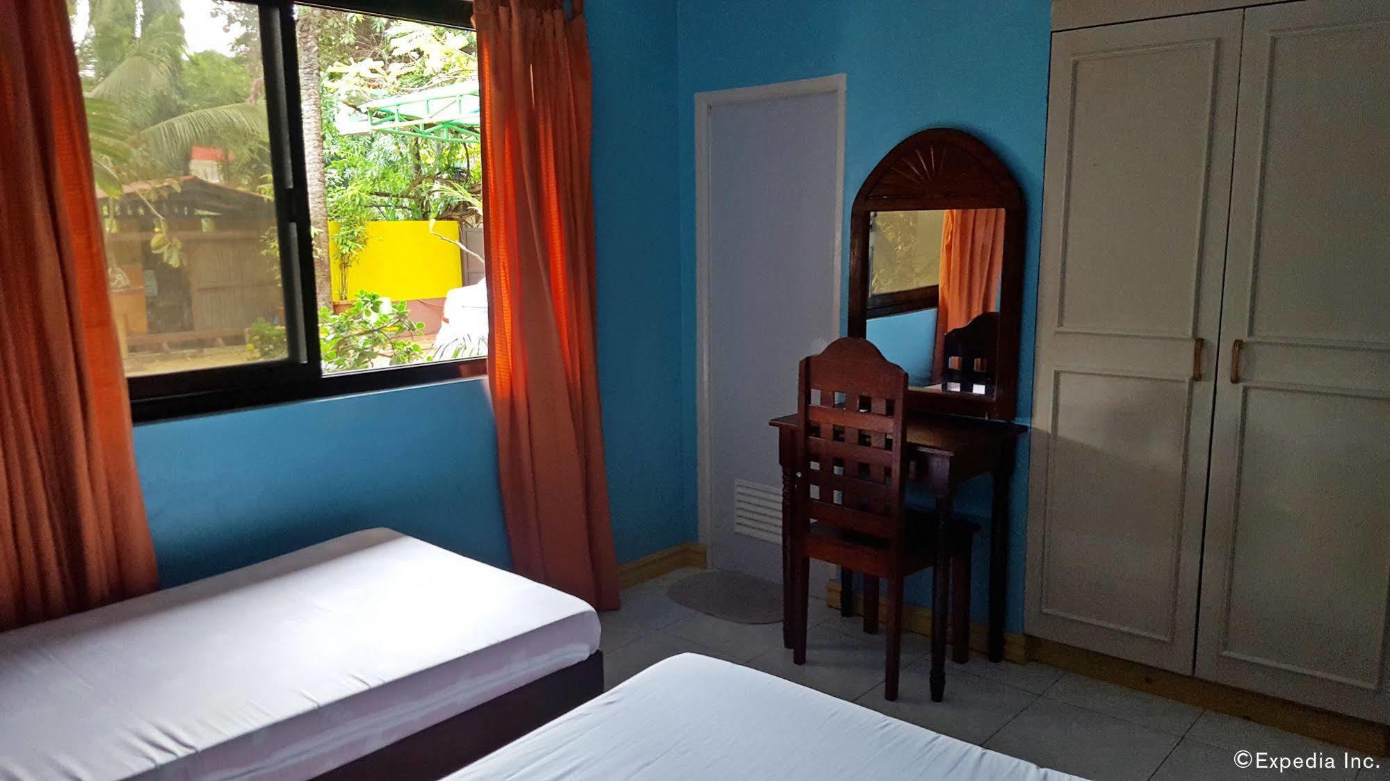 Liberty Park Pension Puerto Princesa Buitenkant foto
