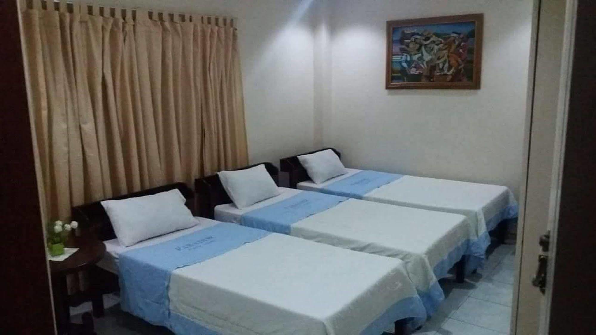 Liberty Park Pension Puerto Princesa Buitenkant foto