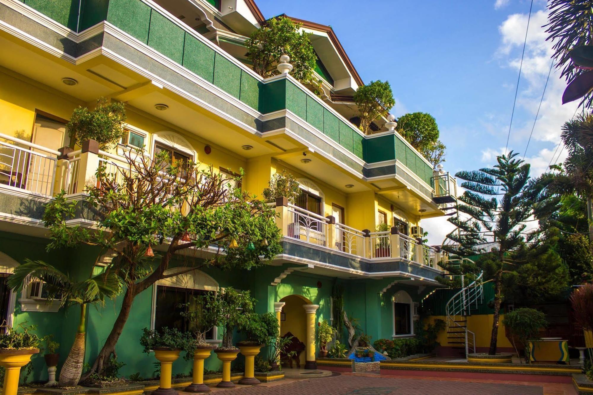 Liberty Park Pension Puerto Princesa Buitenkant foto