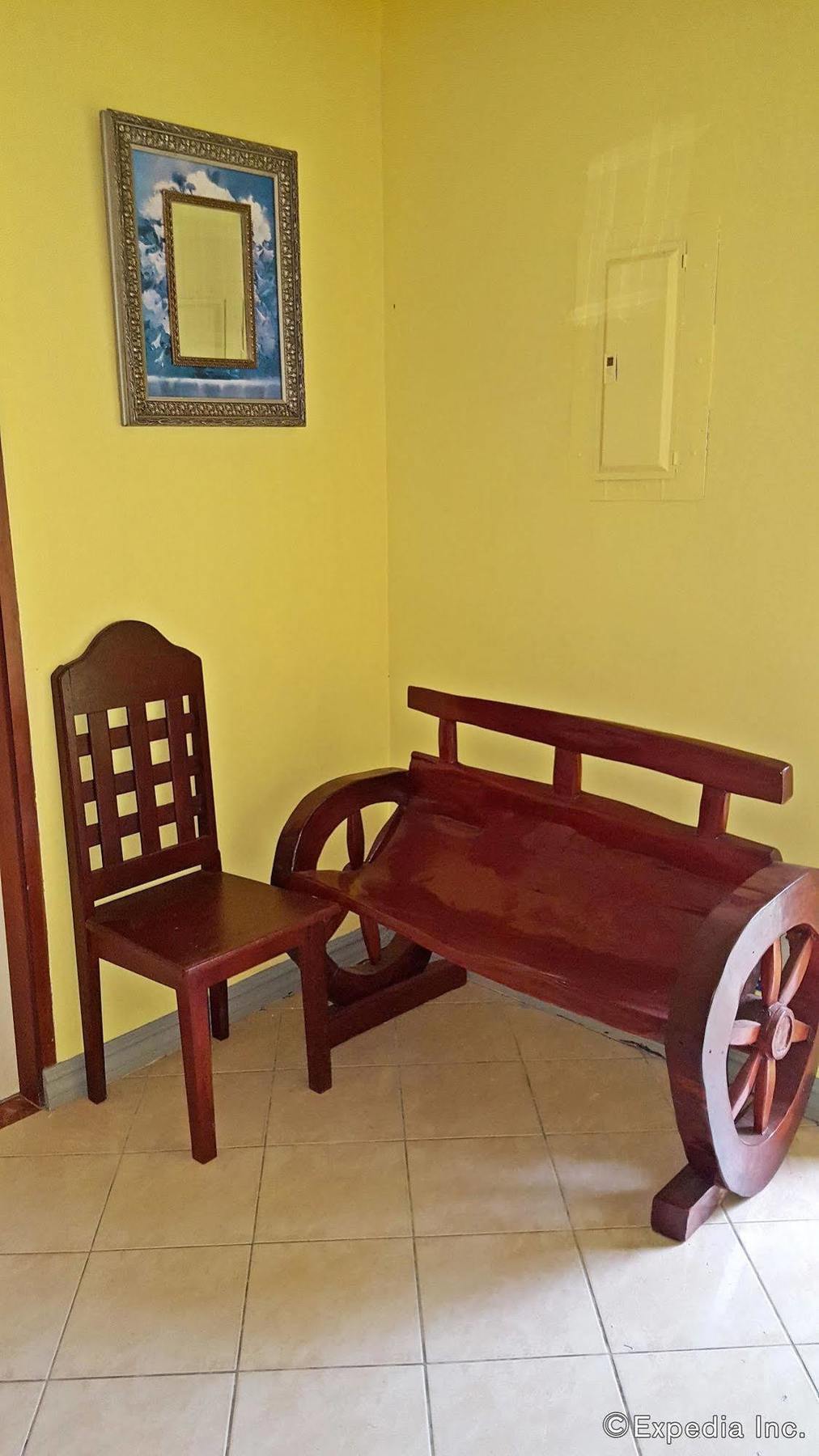 Liberty Park Pension Puerto Princesa Buitenkant foto